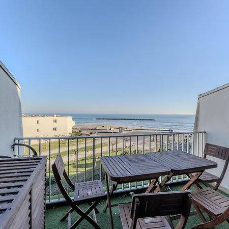 Sea View And Parking 아파트 팔라바 레 플로