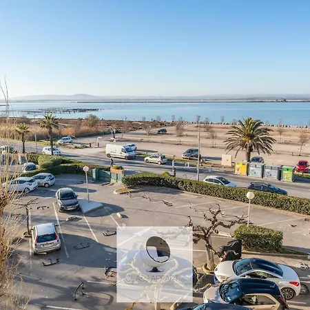 Apartment Sea View And Parking *