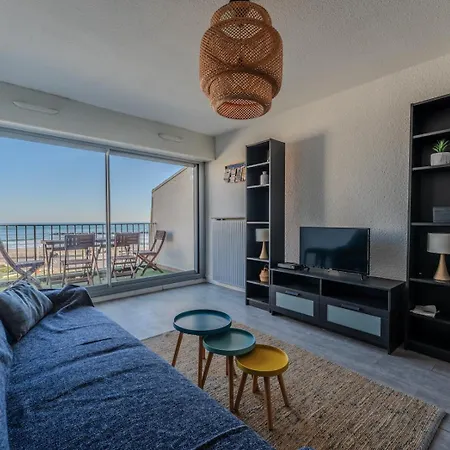 Sea View And Parking Apartment *